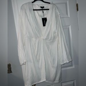 Cross drape crinkle white dress-NWT